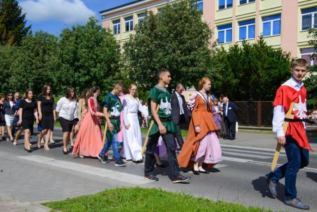 Przemarsz uczestników Jubileuszu 100-lecia Jagiełły